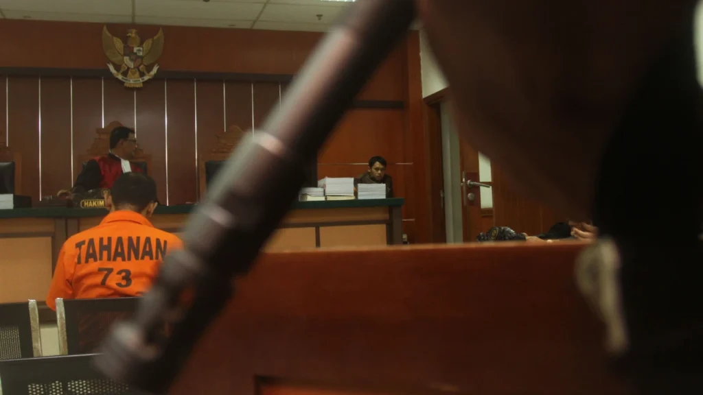 Perbedaan Putusan Bebas dan Lepas dalam Hukum Pidana Pengertian putusan lepas dalam hukum pidana